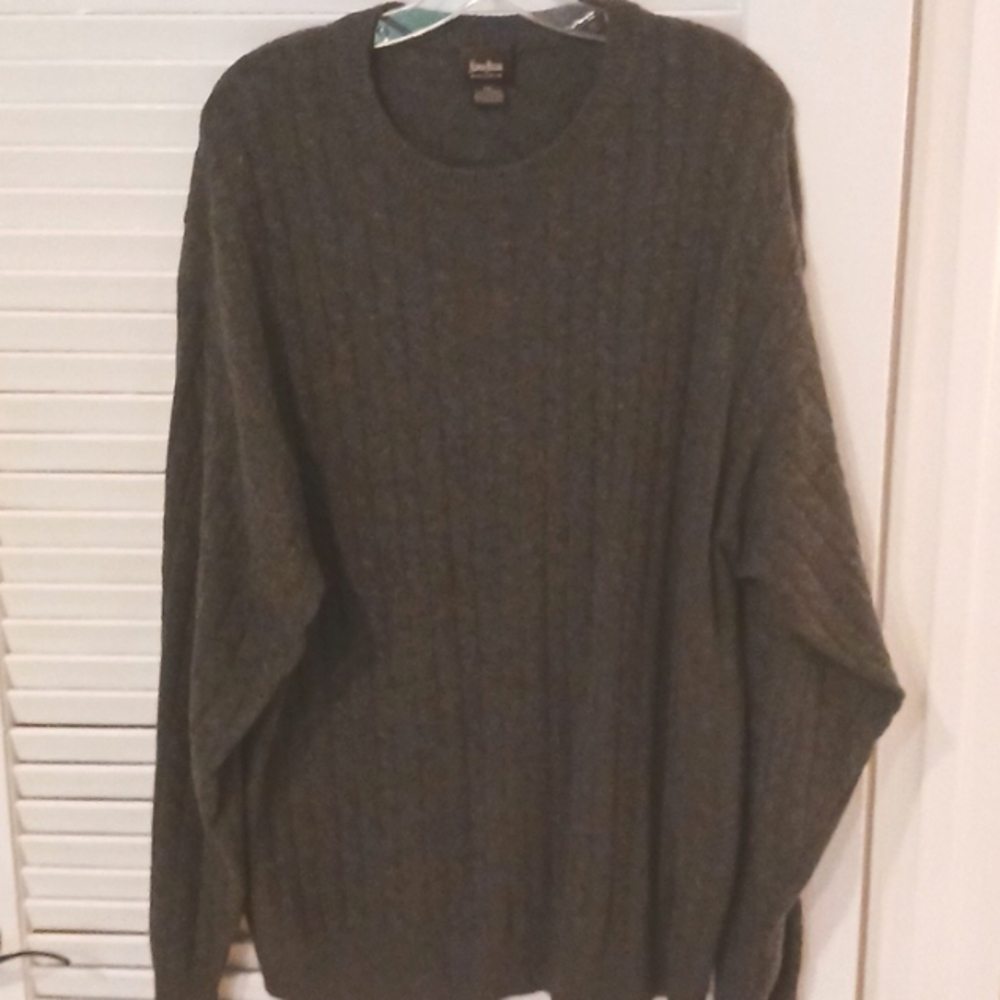 Neiman Marcus Charcoal Cashmere Cable Knit Crewneck Sweater  XXL